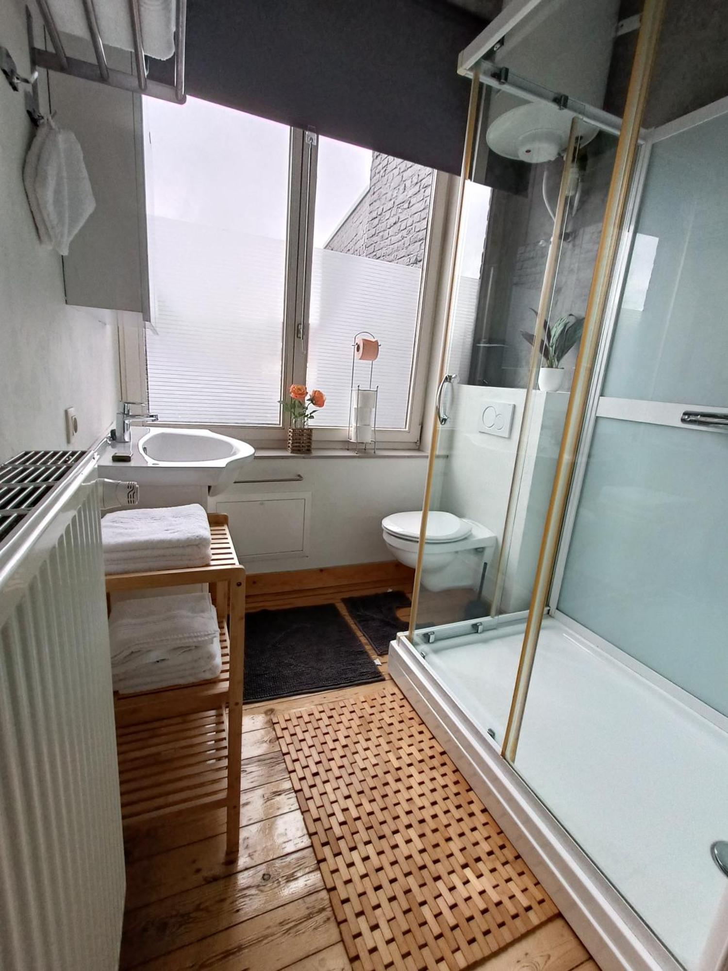 Apartment Spaces Ieper Buitenkant foto